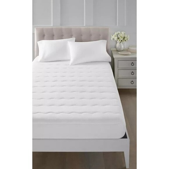 Charter Club Continuous Protection Waterproof Mattress Pad King New $130 - Picture 1 of 4